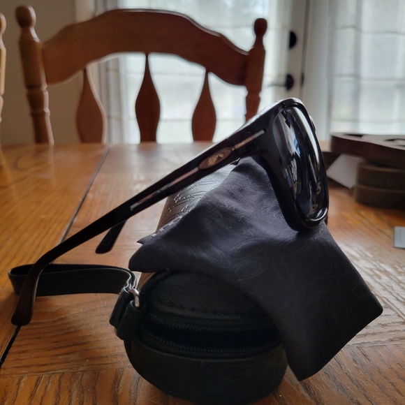 Oakley sunglasses